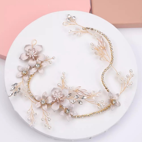 Romantic Rose Gold Flower Crystal Pearl Tiara Headdress - Picture 3 of 16